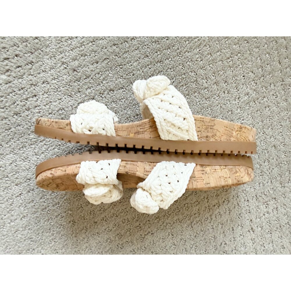ANNE KLEIN White Bulia Crochet Bow Sandals 7M - Picture 5 of 10